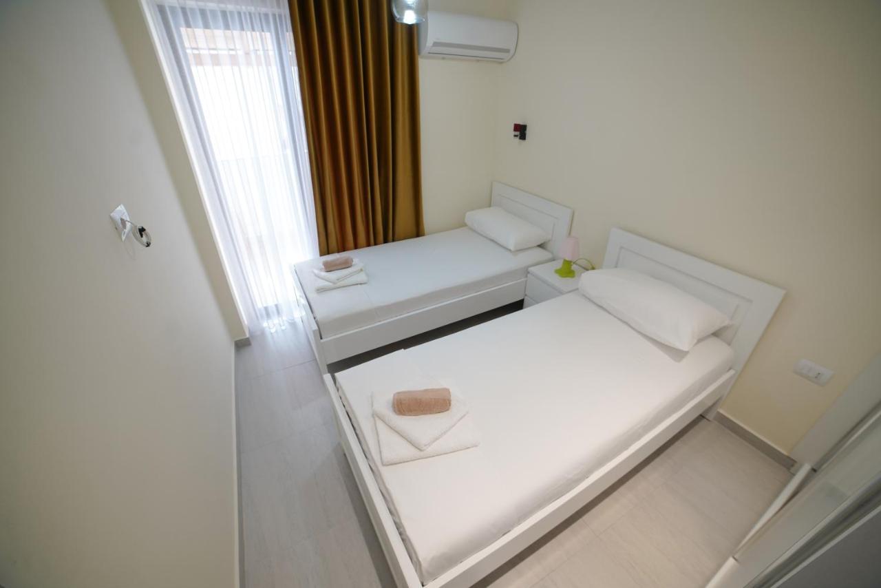 City Glow Apartments Sarandë Exterior foto